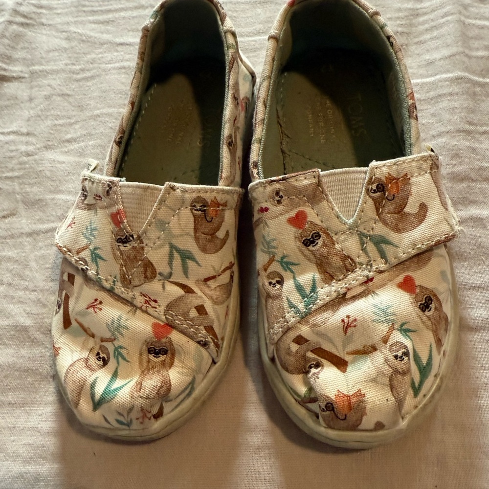Toms Kids Sloth Print Alpargata espadrilles